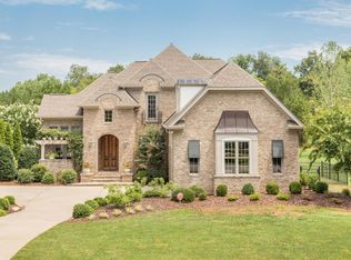 8555 Rambling Rose Dr, Ooltewah, TN 37363