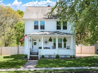 72 Washington Rd, Cromwell, CT 06416