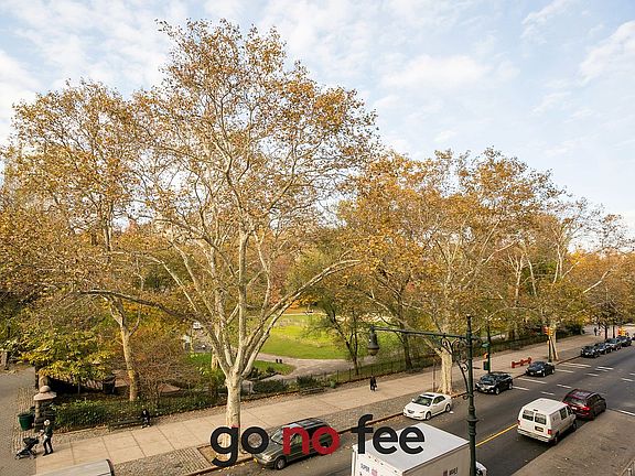 5th image of 246 Manhattan Ave APT 3C