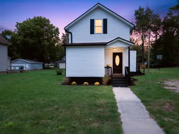 1015 N 5th St, Niles, MI 49120