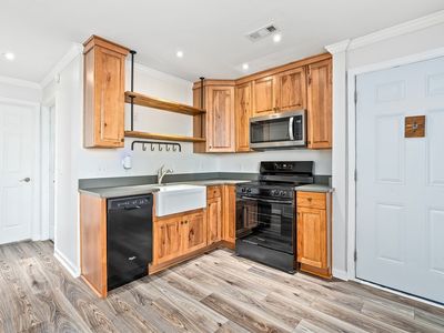 557 W Glenn Ave APT B103, Auburn, AL, 36832