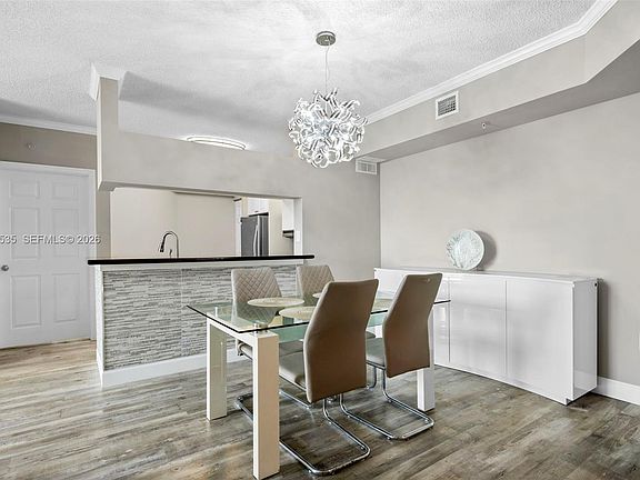 2nd image of 17150 N Bay Rd APT 2913