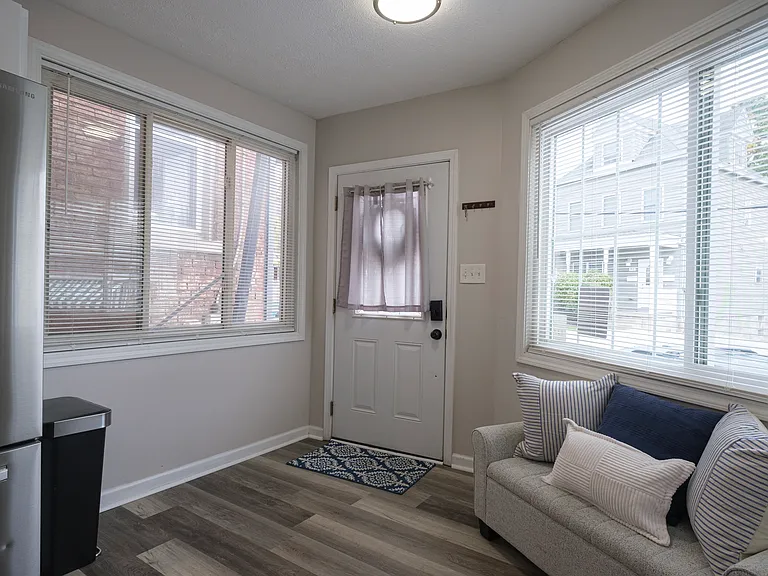 82 Dilworth St — Photo 6