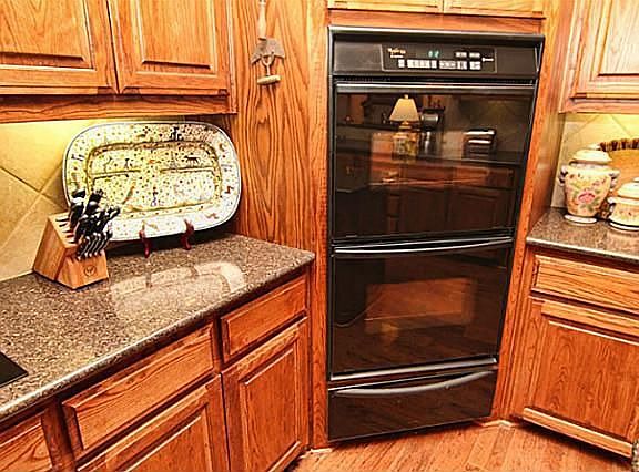 5th image of 353 Pine Valley Dr