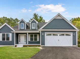 13 Bunker Ln #32, Lakeville, MA 02347