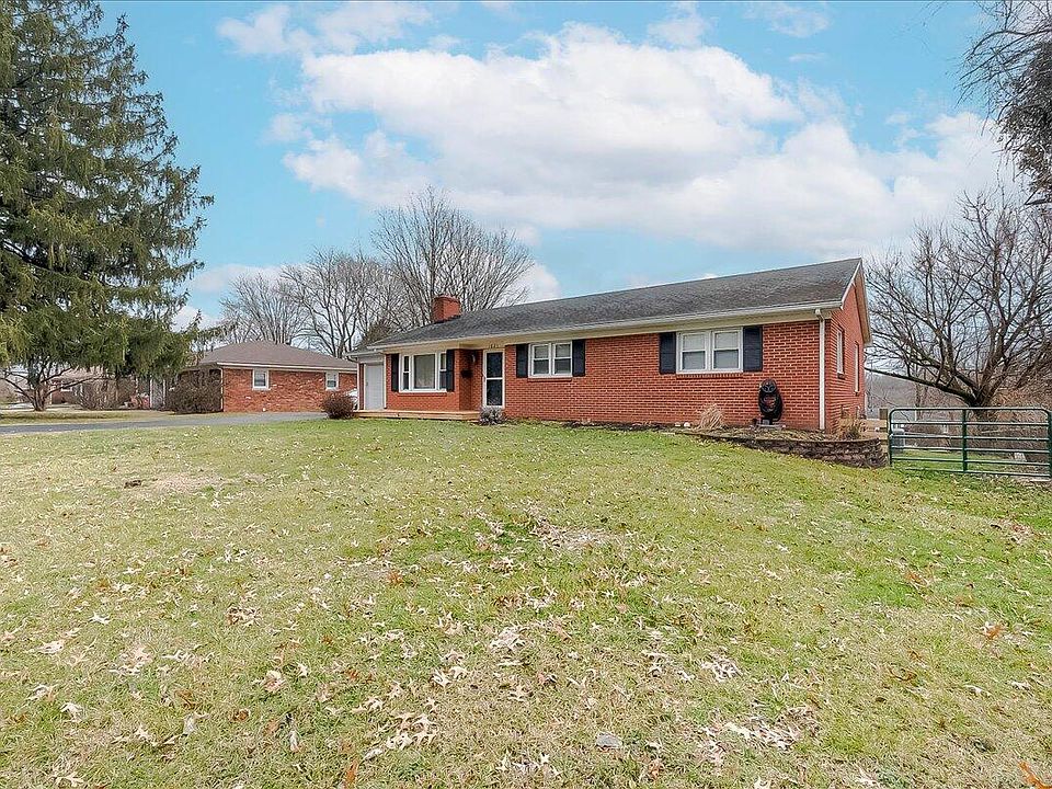 1021 Arapaho Trl, Frankfort, KY 40601 Zillow