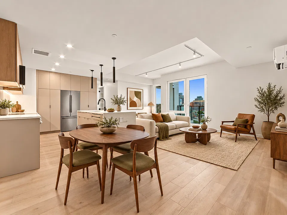 74 Saint Marks Pl #Penthouse 3