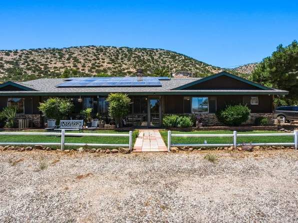 1661 Twin Butte Rd, Palmdale, CA 93551