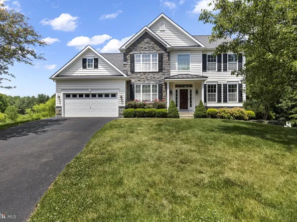 4 Meredith Ct, Hockessin, DE 19707