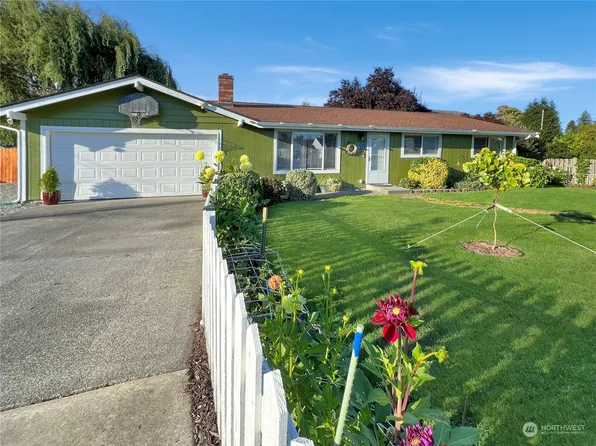 1613 E Rio Vista Avenue, Burlington, WA 98233