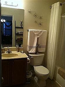 1st image of 4241 Aurora Cir