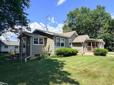 218 6th St SW, Hampton, IA, 50441