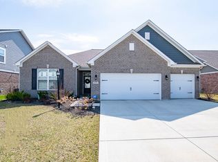 6089 Farlin Dr, Whitestown, IN 46075