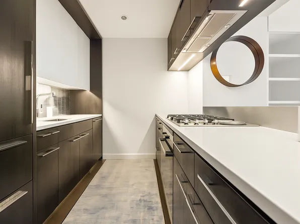 252 South Street image 5 of 28