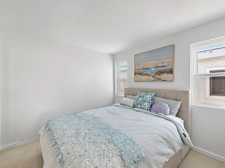 1707 W Balboa Blvd — Photo 16