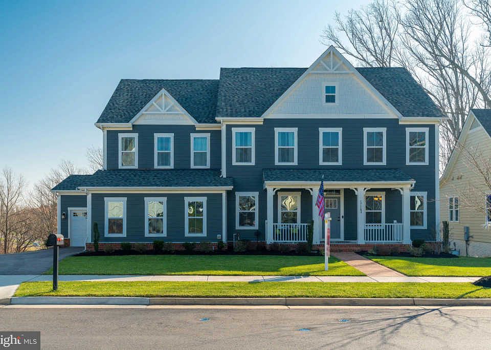 1st image of 17163 Belle Isle Dr