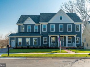 17163 Belle Isle Dr, Dumfries, VA 22026