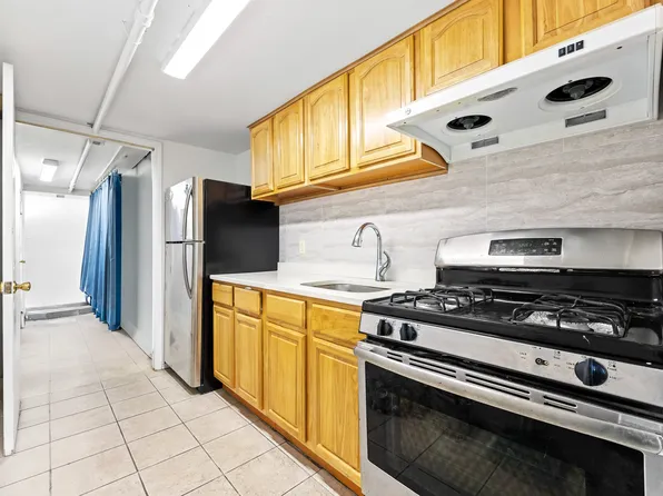 5-39 117th Street image 17 of 28