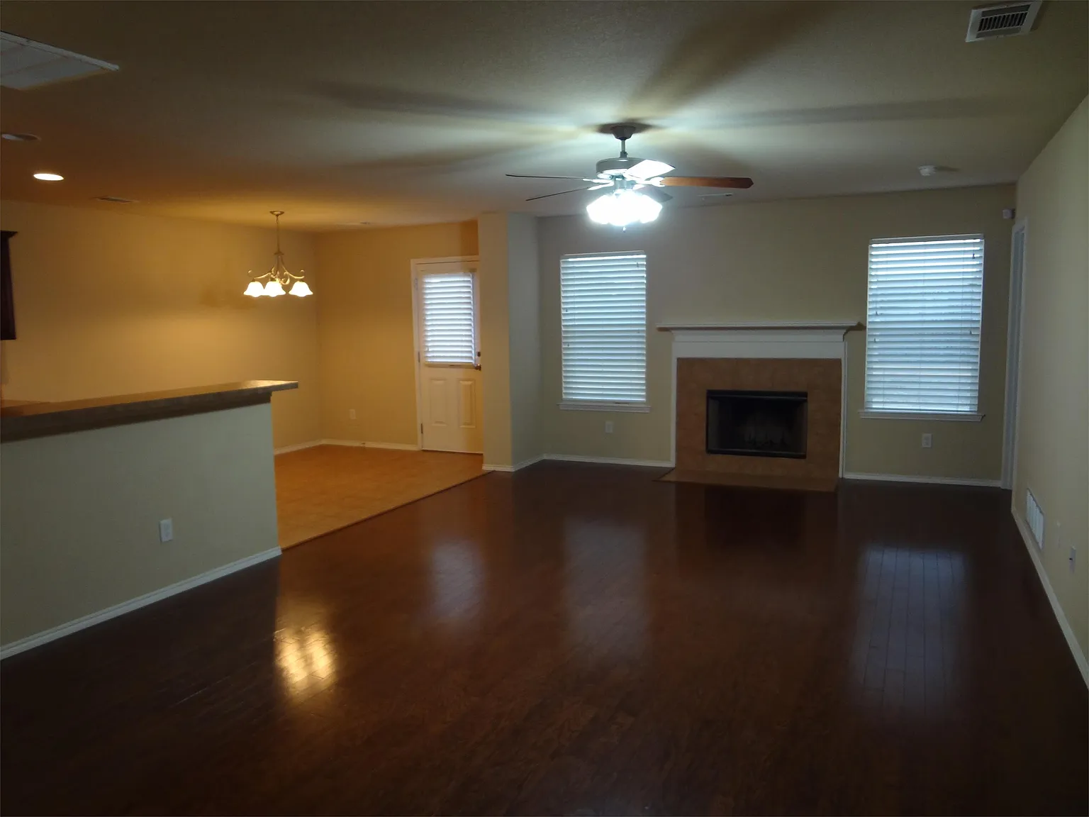 904 Mazatlan Court; Arlington 76002 - 1 — Photo 2