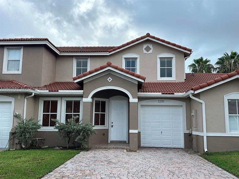 1st image of 13741 SW 274th Ter