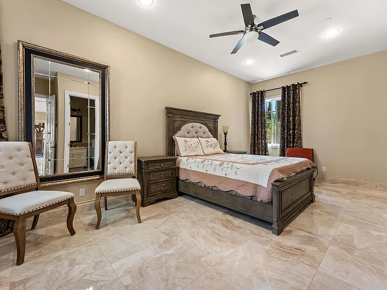 11638 Big Canyon Ln — Photo 32