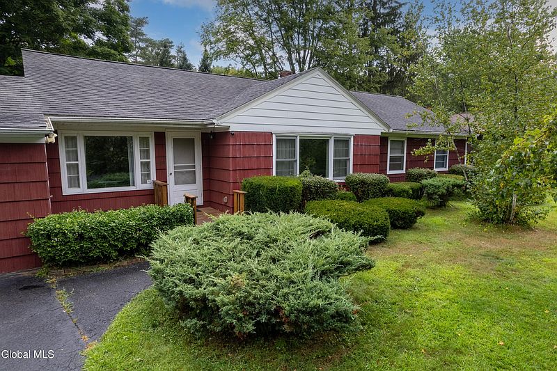 2nd image of 259 Pinewood Drive