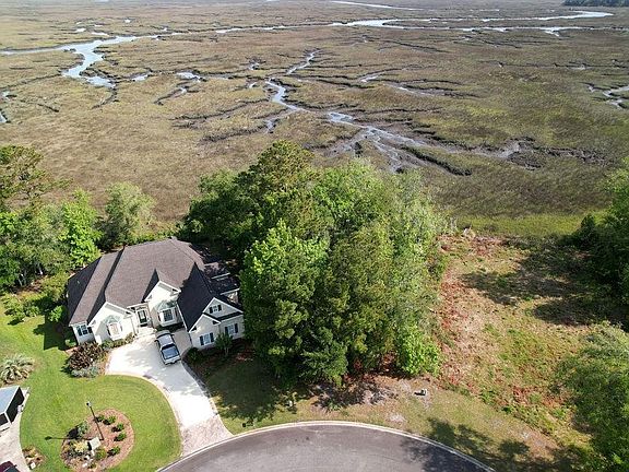 4th image of 102 Tidewater Cir