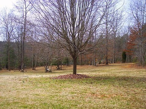 2nd image of 1376 County Home Rd