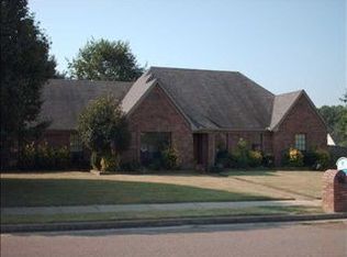 6613 W Grove Dr, Memphis, TN 38135