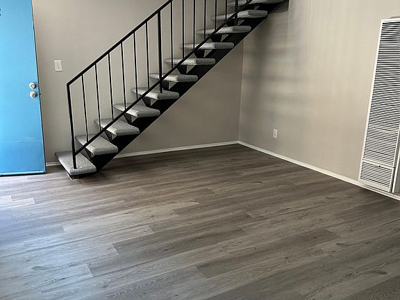 4th image of 15337 1/2 Woodruff Pl