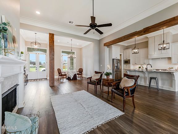 3rd image of 103 Glasgow Dr