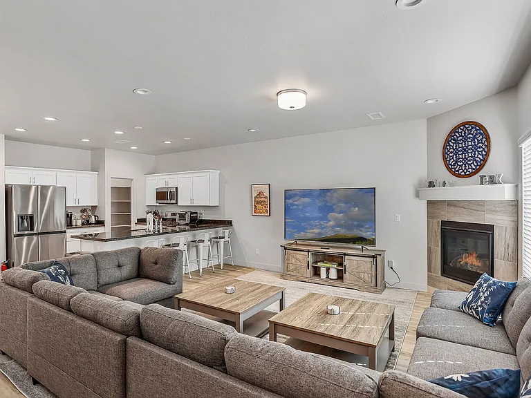 12255 Bliss Ave — Photo 9