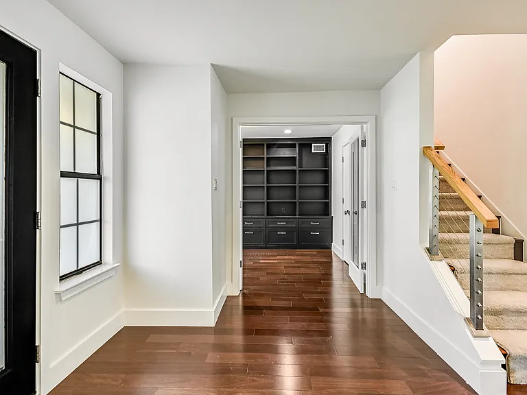 3117 Eanes Cir — Photo 3