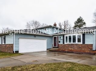 9392 Fairfield Dr, Twinsburg, OH 44087