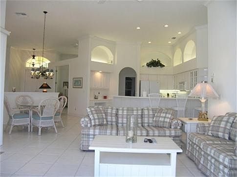 3rd image of 659 Solana Ct