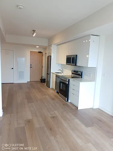 33 Erie Ave Photo 1