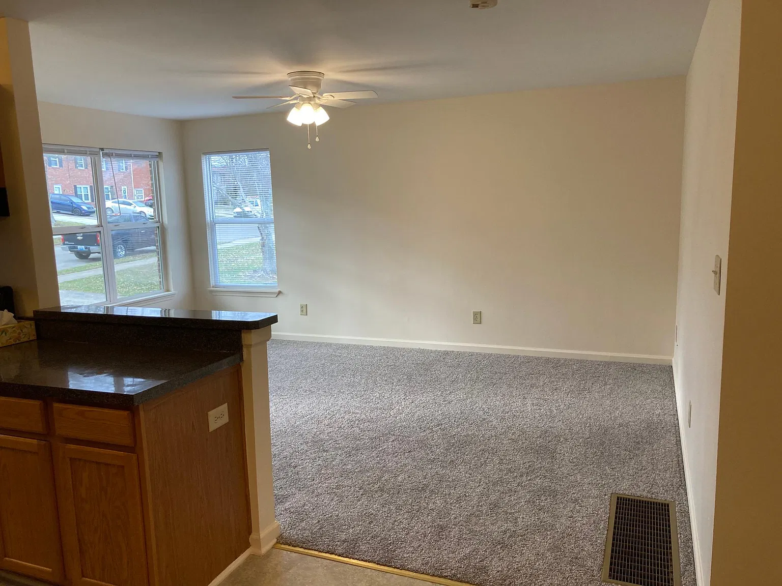 449 Whispering Hills Dr — Photo 1