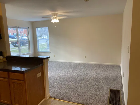 449 Whispering Hills Dr #449, Lexington, KY 40517