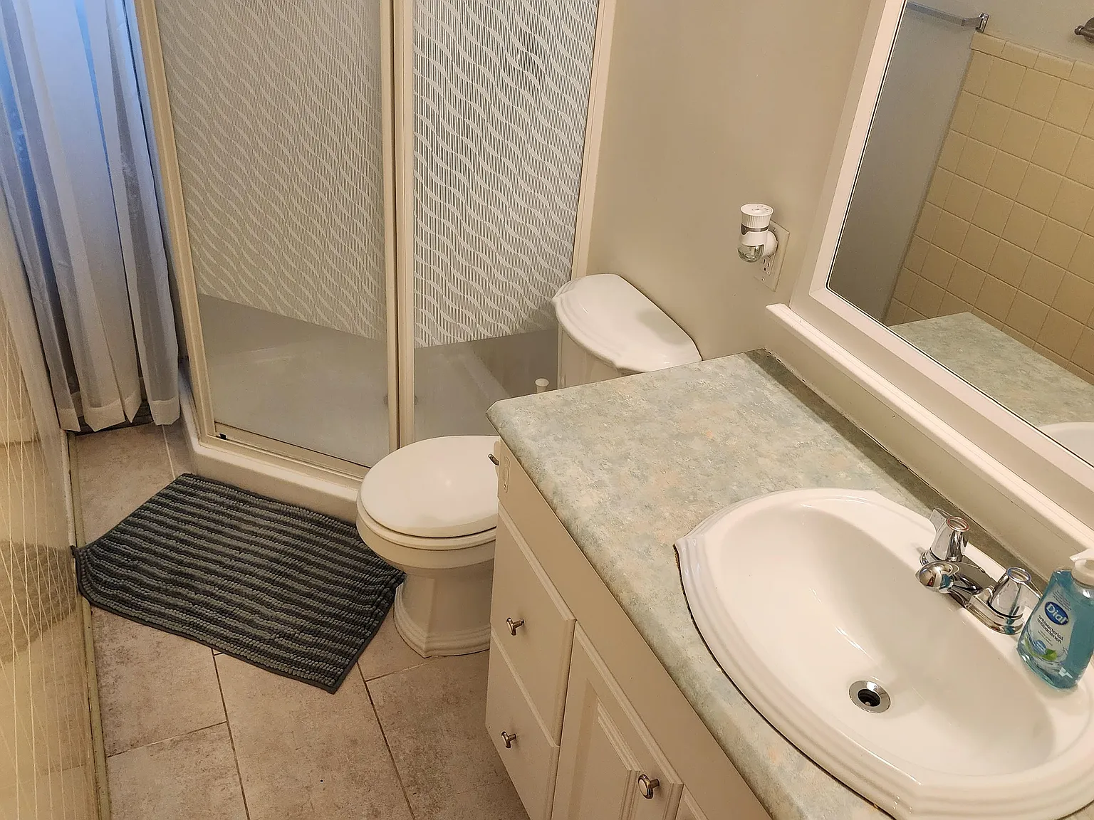 6 bed, $5,700 — Photo 4