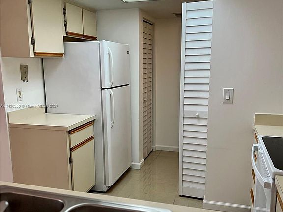 4th image of 9066 W Atlantic Blvd APT 426
