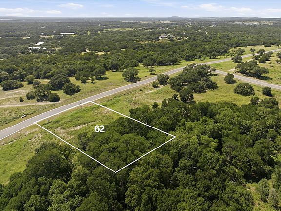 3rd image of 1300 Meadow Oak Xing