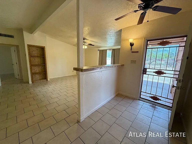 1932 S Campbell Ave — Photo 35