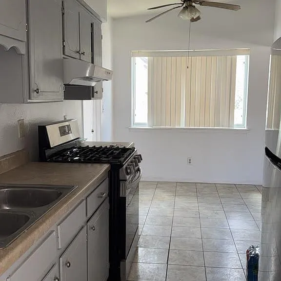 4821 Tumbleweed Ave — Photo 3
