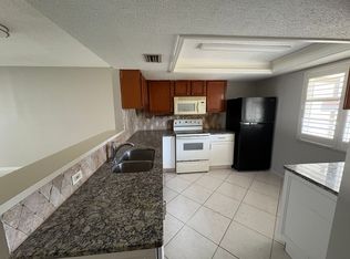 2900 Grovewood Blvd APT C, Palm Harbor, FL 34683