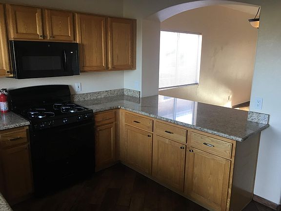 Kitchen - Bar