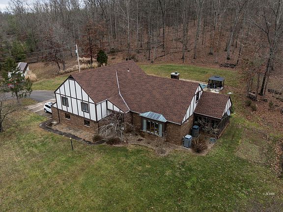 5th image of 239 Fairfield Church Rd