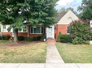 9301 Battle St, Manassas, VA 20110