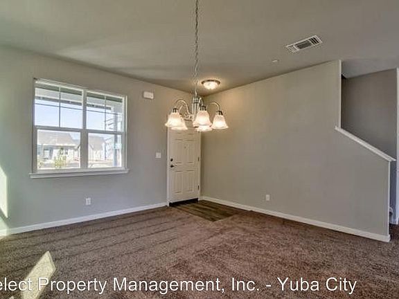 4th image of 2104 River Rock Dr