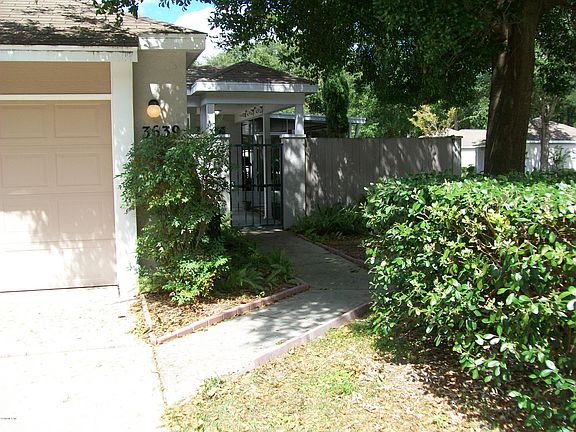 2nd image of 3639 NE 19th Pl