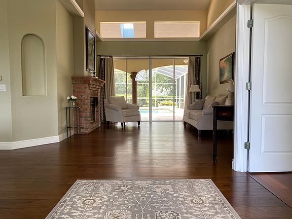 4th image of 1742 Markham Glen Cir
